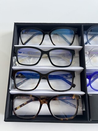 Ca. 11x Optische monturen, Tom Davies, in luxe opbergdoos/displaytray
